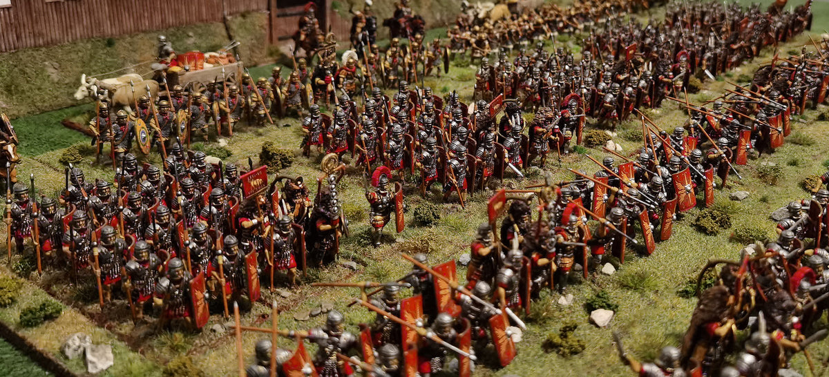 Ранние имперские римские легионеры продвигаются
