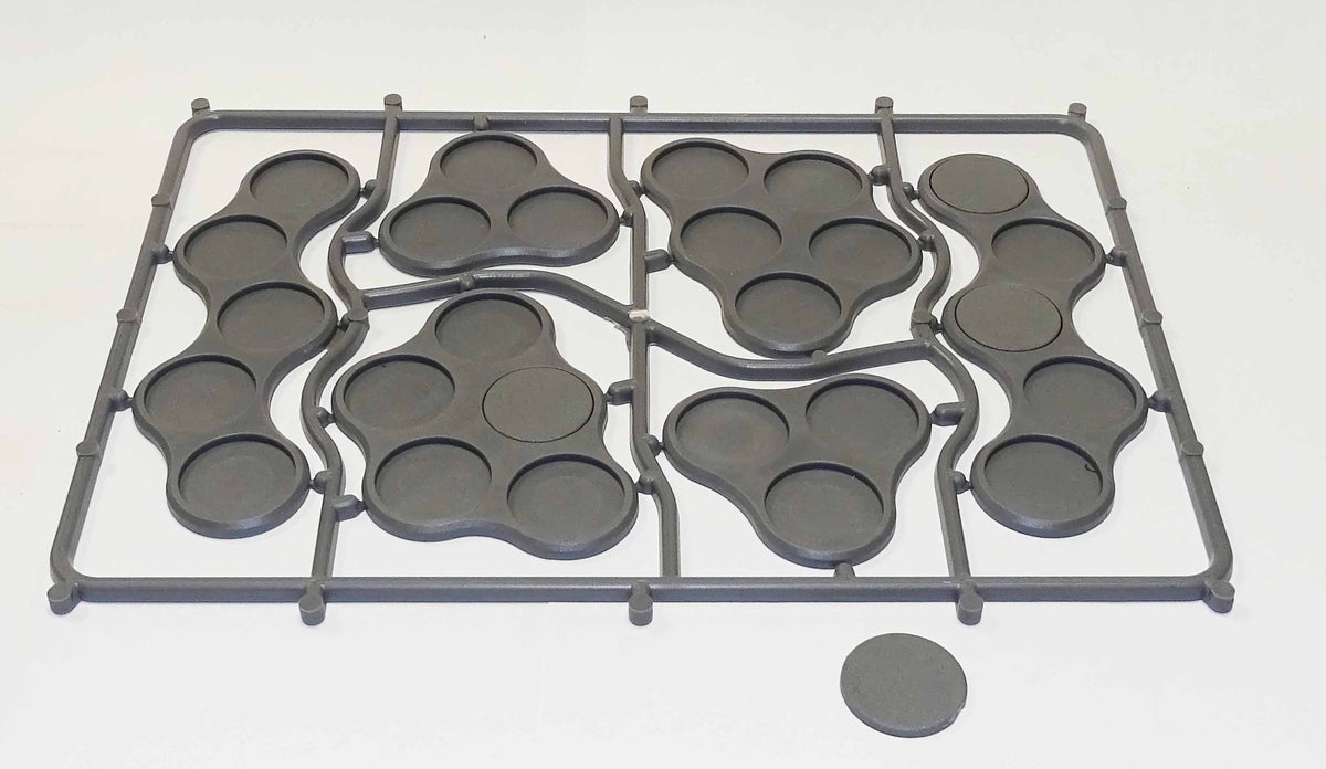 Set di basi in plastica da 10. Vassoi di movimento Schermaglia per basette rotonde da 20 mm.
